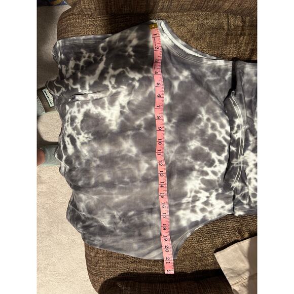 Lululemon All Yours Tie Dye Sleeveless Athletic Tank Top Graphite ptp21 - Picture 7 of 8